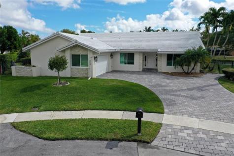 9800 NW 10th Court Plantation FL 33322