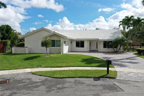 9800 NW 10th Court Plantation FL 33322