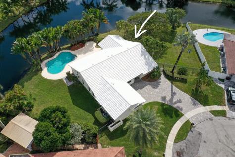 9800 NW 10th Court Plantation FL 33322