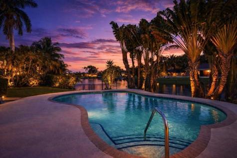 9800 NW 10th Court Plantation FL 33322