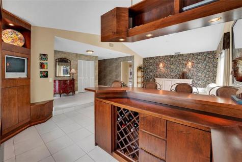 9800 NW 10th Court Plantation FL 33322