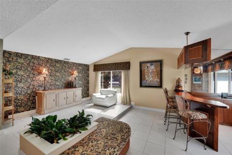 9800 NW 10th Court Plantation FL 33322