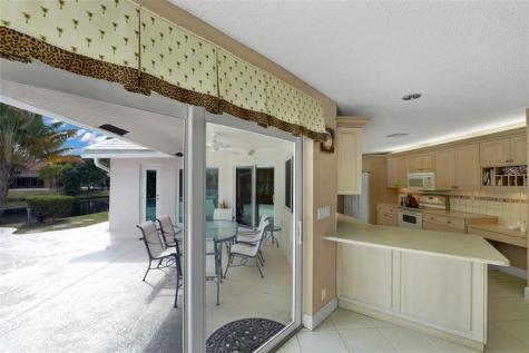 9800 NW 10th Court Plantation FL 33322