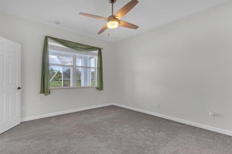 5230 E 1st Square Vero Beach FL 32968
