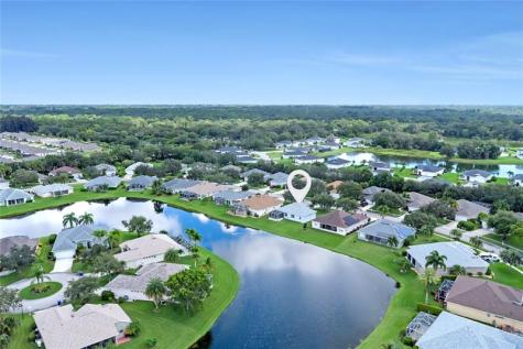 5230 E 1st Square Vero Beach FL 32968