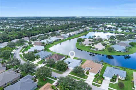 5230 E 1st Square Vero Beach FL 32968