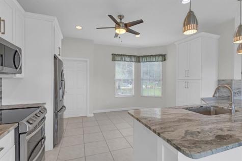 5230 E 1st Square Vero Beach FL 32968
