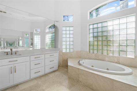 6757 NW 101st Terrace Parkland FL 33076