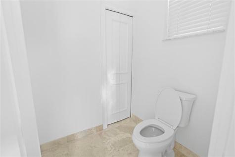 6757 NW 101st Terrace Parkland FL 33076