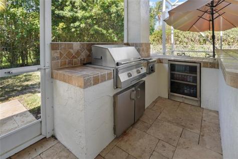 6757 NW 101st Terrace Parkland FL 33076