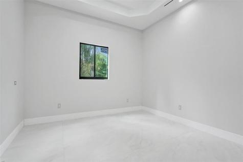 11951 SW 3rd Street Plantation FL 33325