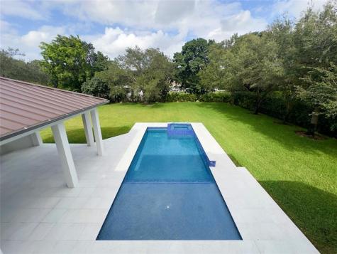 11951 SW 3rd Street Plantation FL 33325