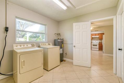 332 NE Cullman Court Port St Lucie FL 34983