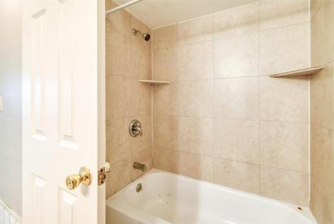 332 NE Cullman Court Port St Lucie FL 34983