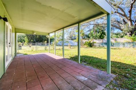 332 NE Cullman Court Port St Lucie FL 34983