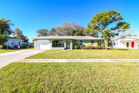332 NE Cullman Court Port St Lucie FL 34983