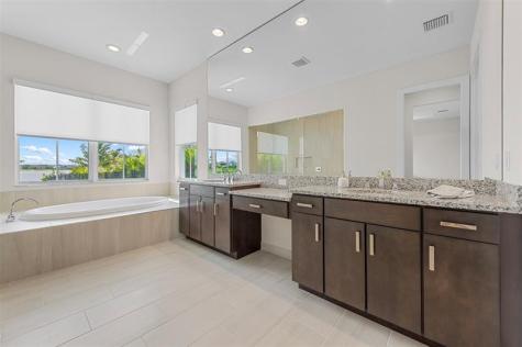 935 Hookline Circle Loxahatchee FL 33470