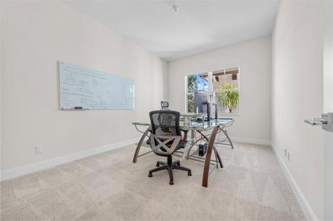 935 Hookline Circle Loxahatchee FL 33470