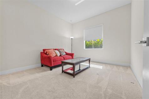 935 Hookline Circle Loxahatchee FL 33470
