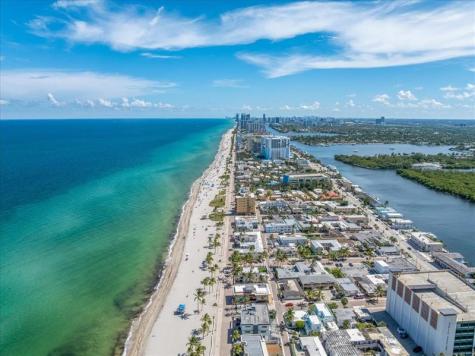 2911 N Ocean Drive Hollywood FL 33019