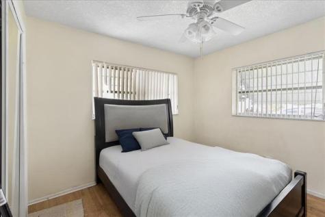 4290 NW 49th Terrace Lauderdale Lakes FL 33319