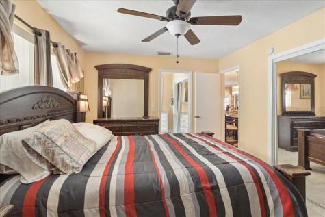 4290 NW 49th Terrace Lauderdale Lakes FL 33319