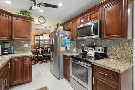 4290 NW 49th Terrace Lauderdale Lakes FL 33319