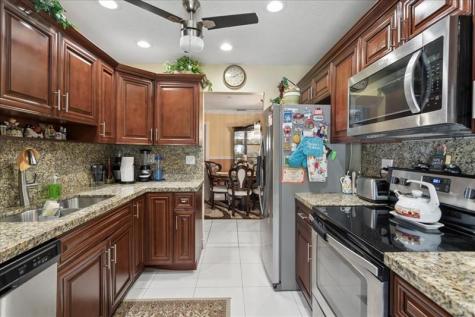 4290 NW 49th Terrace Lauderdale Lakes FL 33319