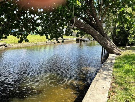 2000 SW 28th Avenue Fort Lauderdale FL 33312