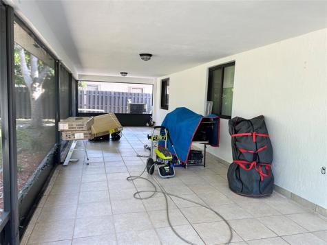 2000 SW 28th Avenue Fort Lauderdale FL 33312