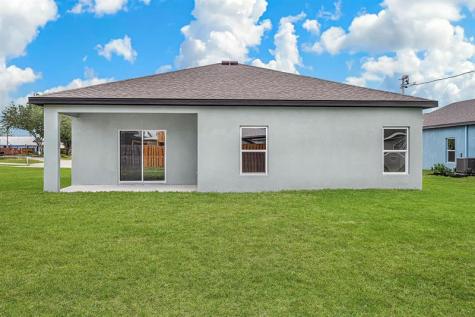 8025 100TH Court Vero Beach FL 32967