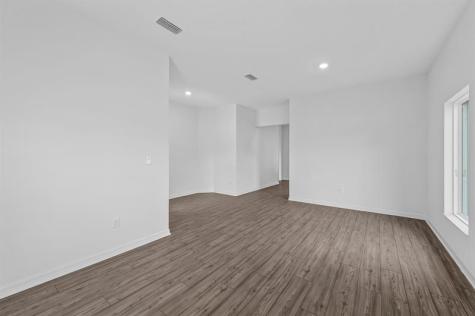 8025 100TH Court Vero Beach FL 32967