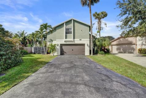 3808 NW 73rd Way Coral Springs FL 33065