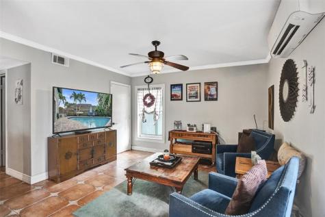 3808 NW 73rd Way Coral Springs FL 33065