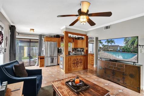 3808 NW 73rd Way Coral Springs FL 33065