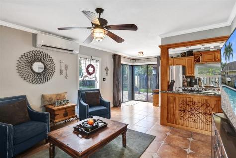 3808 NW 73rd Way Coral Springs FL 33065