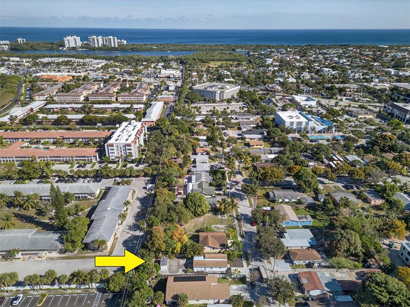 181 NE 15th Terrace Boca Raton FL 33432