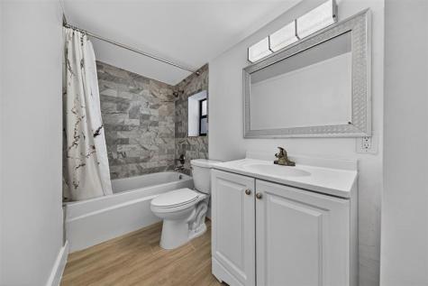 181 NE 15th Terrace Boca Raton FL 33432