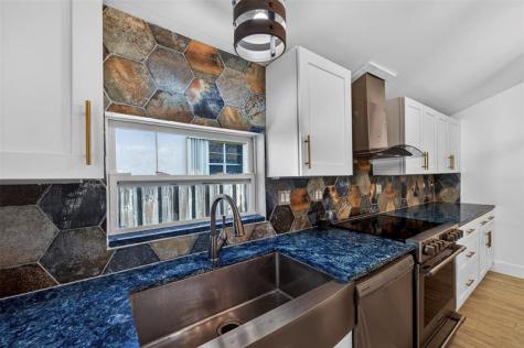 181 NE 15th Terrace Boca Raton FL 33432