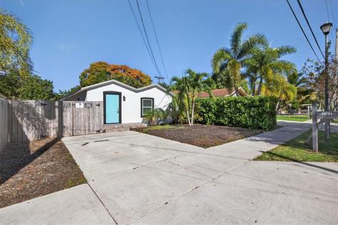 181 NE 15th Terrace Boca Raton FL 33432