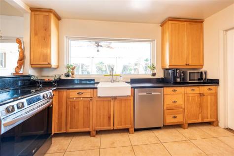 741 NW 97th Terrace Pembroke Pines FL 33024
