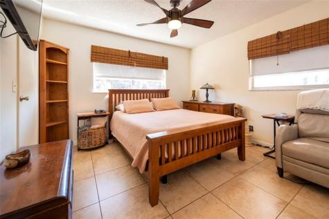 741 NW 97th Terrace Pembroke Pines FL 33024