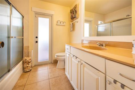 741 NW 97th Terrace Pembroke Pines FL 33024