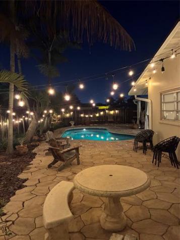 741 NW 97th Terrace Pembroke Pines FL 33024
