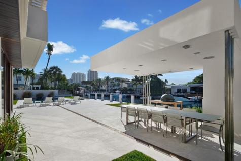 10 Pelican Drive Fort Lauderdale FL 33301
