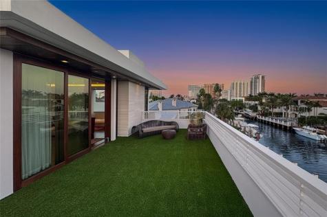 10 Pelican Drive Fort Lauderdale FL 33301