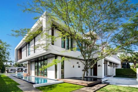 10 Pelican Drive Fort Lauderdale FL 33301