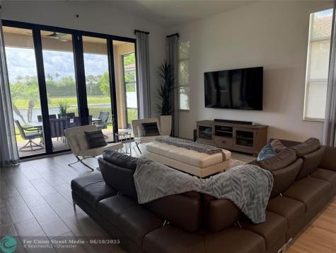 8467 Grand Prix Lane Boynton Beach FL 33472