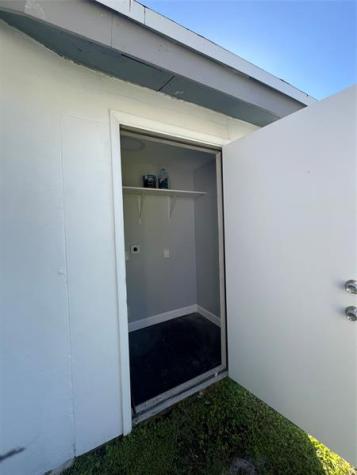 2503 Wiley Street Hollywood FL 33020