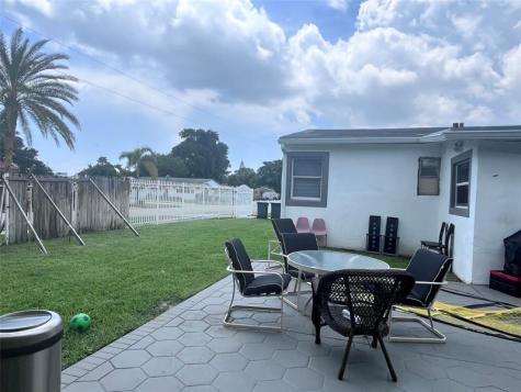 2503 Wiley Street Hollywood FL 33020
